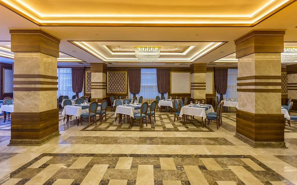 Istanbul Gold Hotel Baku 3*,