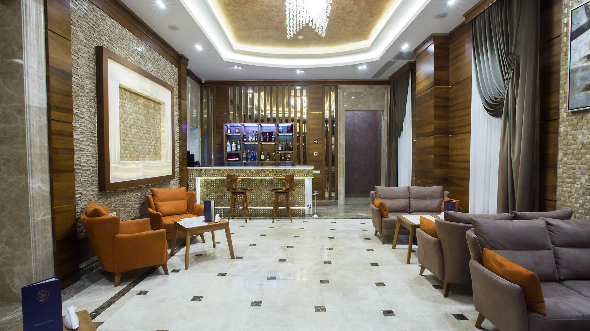 Renaissance Palace Bakü