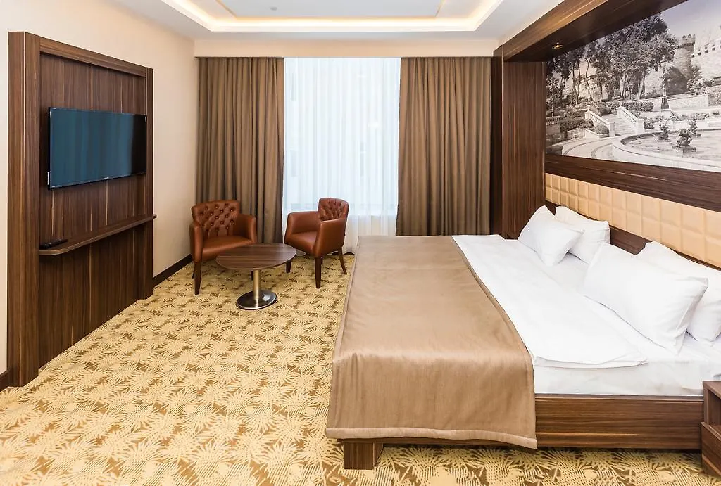 Otel Renaissance Palace Bakü