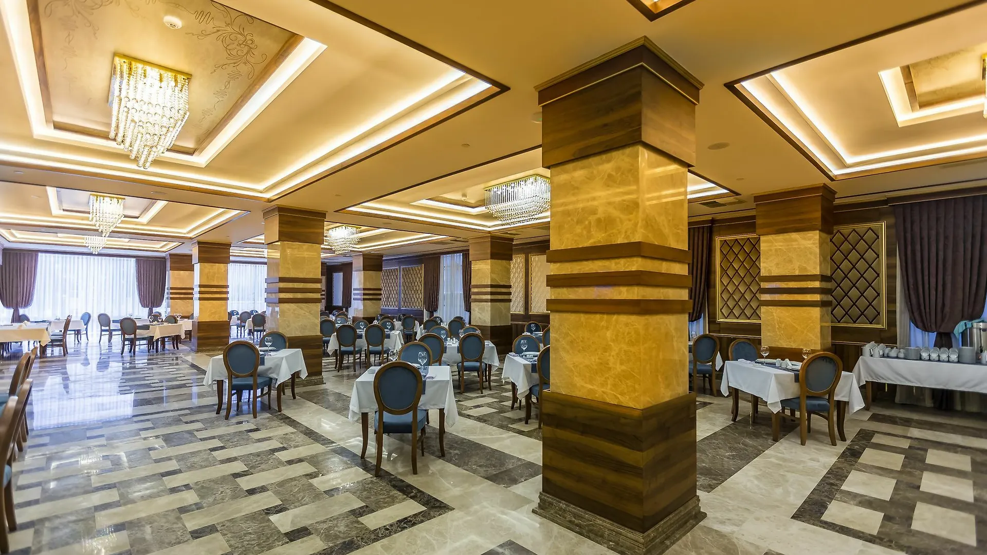 Hotel Renaissance Palace Baku