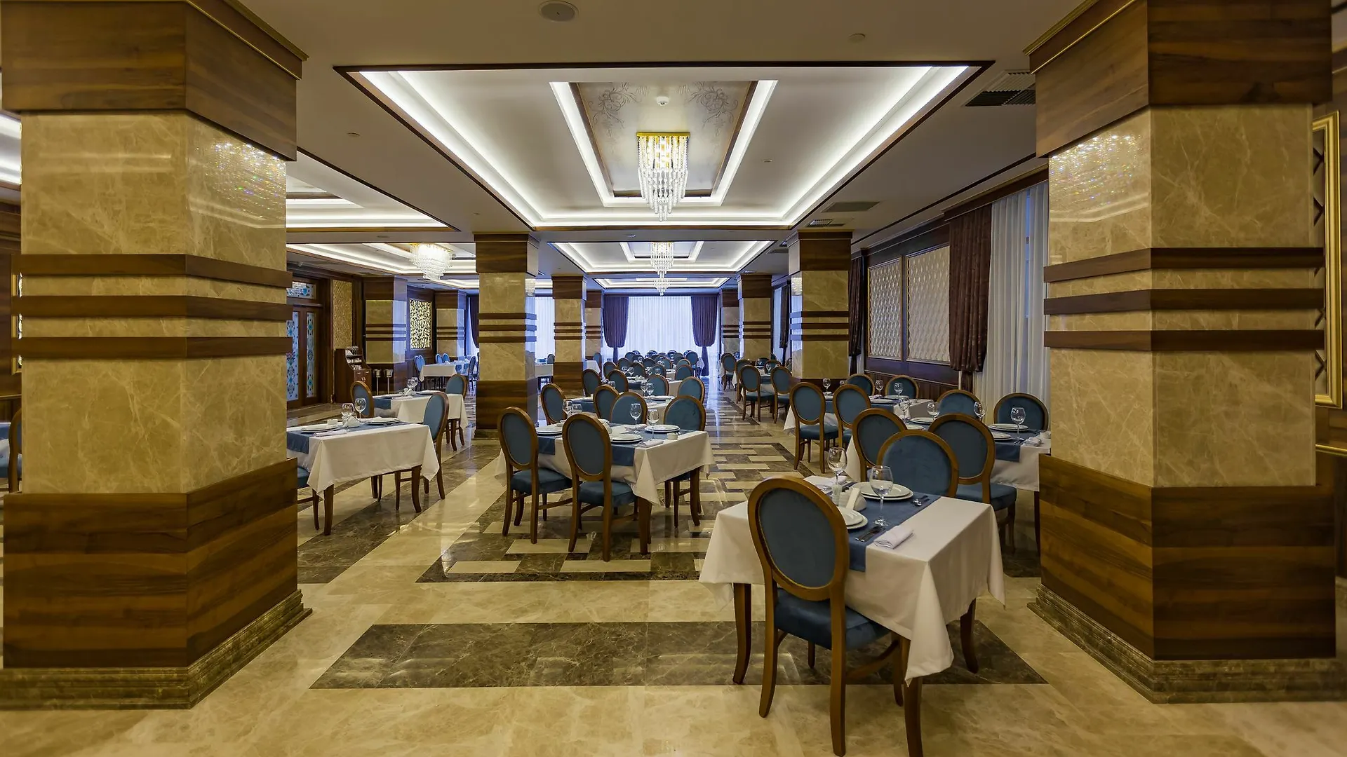 Istanbul Gold Hotel 바쿠 3*,
