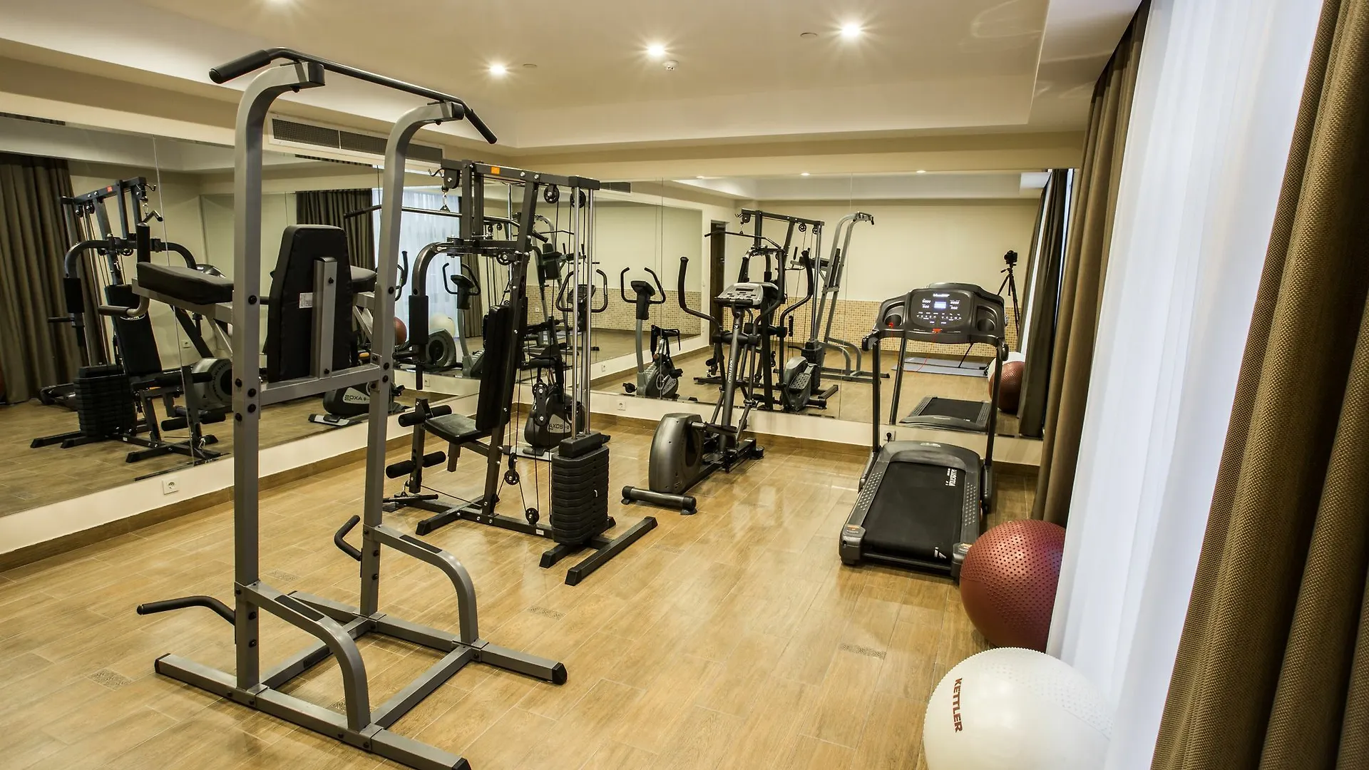 Istanbul Gold Hotel 바쿠